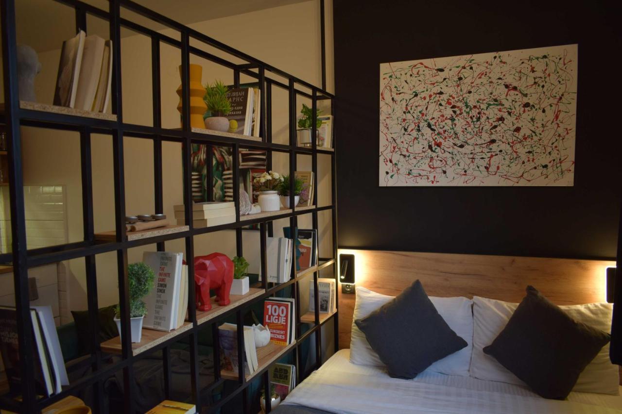 Mickitos Hostel & Apartments Скопье Экстерьер фото